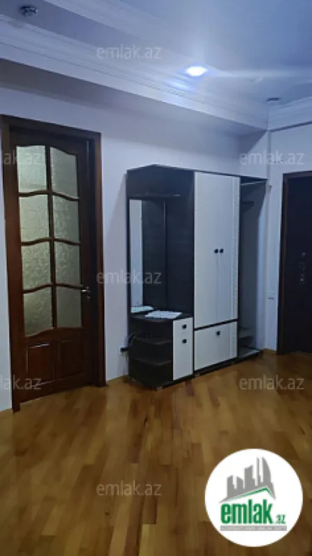 Satılır 3 otaqlı yeni tikili 105 m²