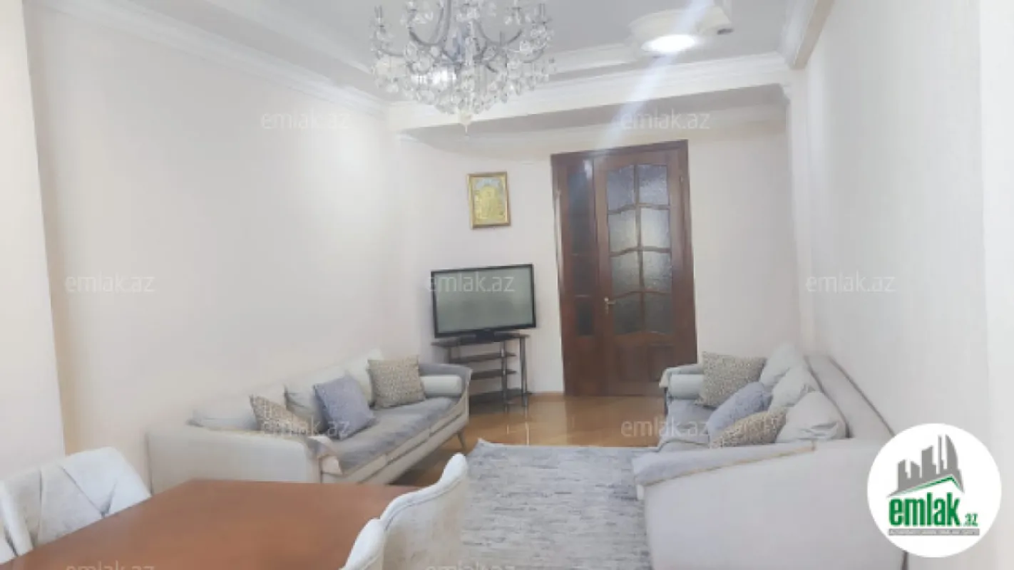 Satılır 3 otaqlı yeni tikili 105 m²