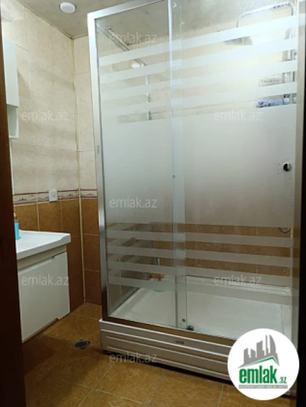 Satılır 3 otaqlı yeni tikili 105 m²