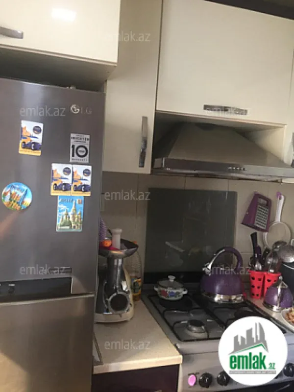 Satılır 3 otaqlı köhnə tikili 85 m²