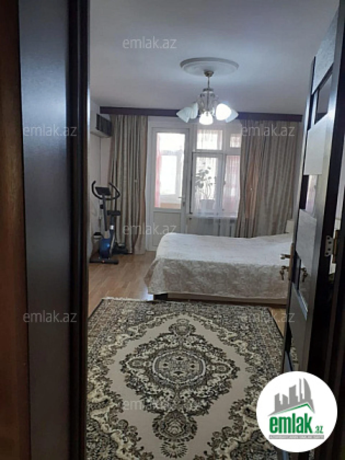 Satılır 3 otaqlı köhnə tikili 85 m²