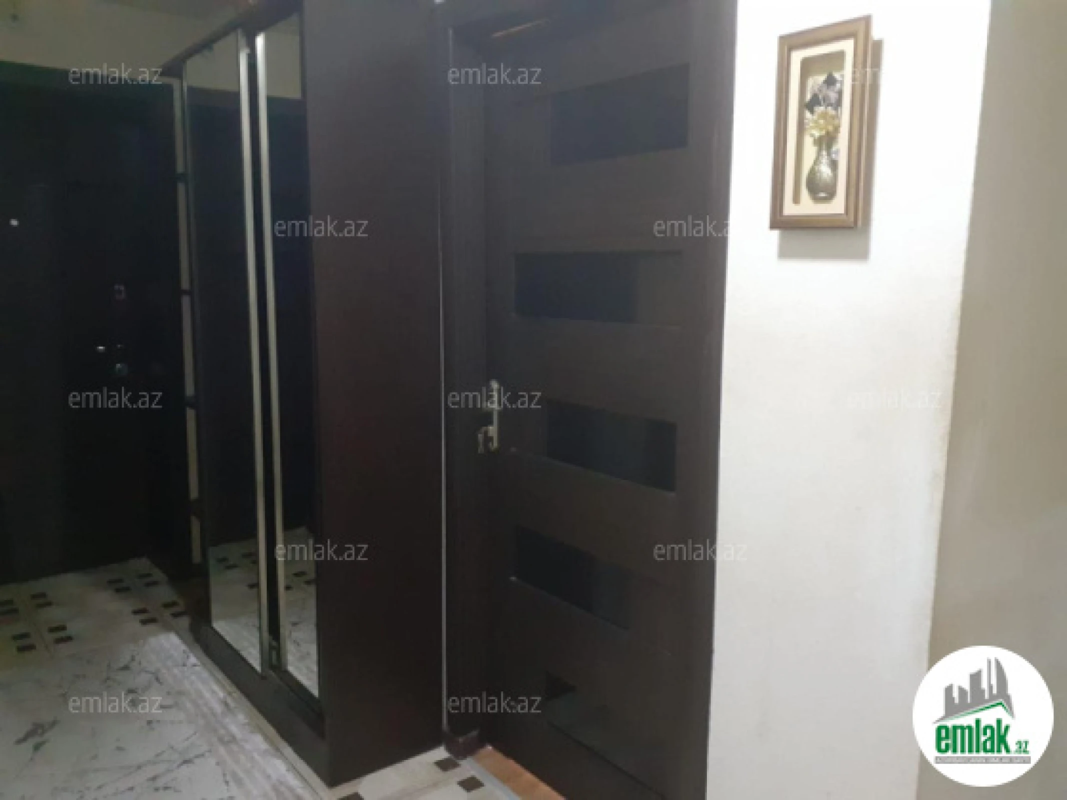 Satılır 3 otaqlı köhnə tikili 85 m²