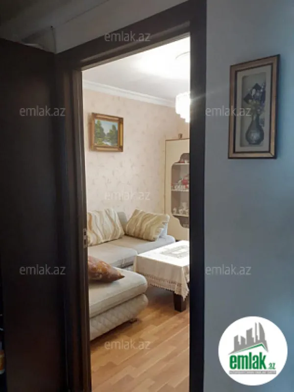 Satılır 3 otaqlı köhnə tikili 85 m²