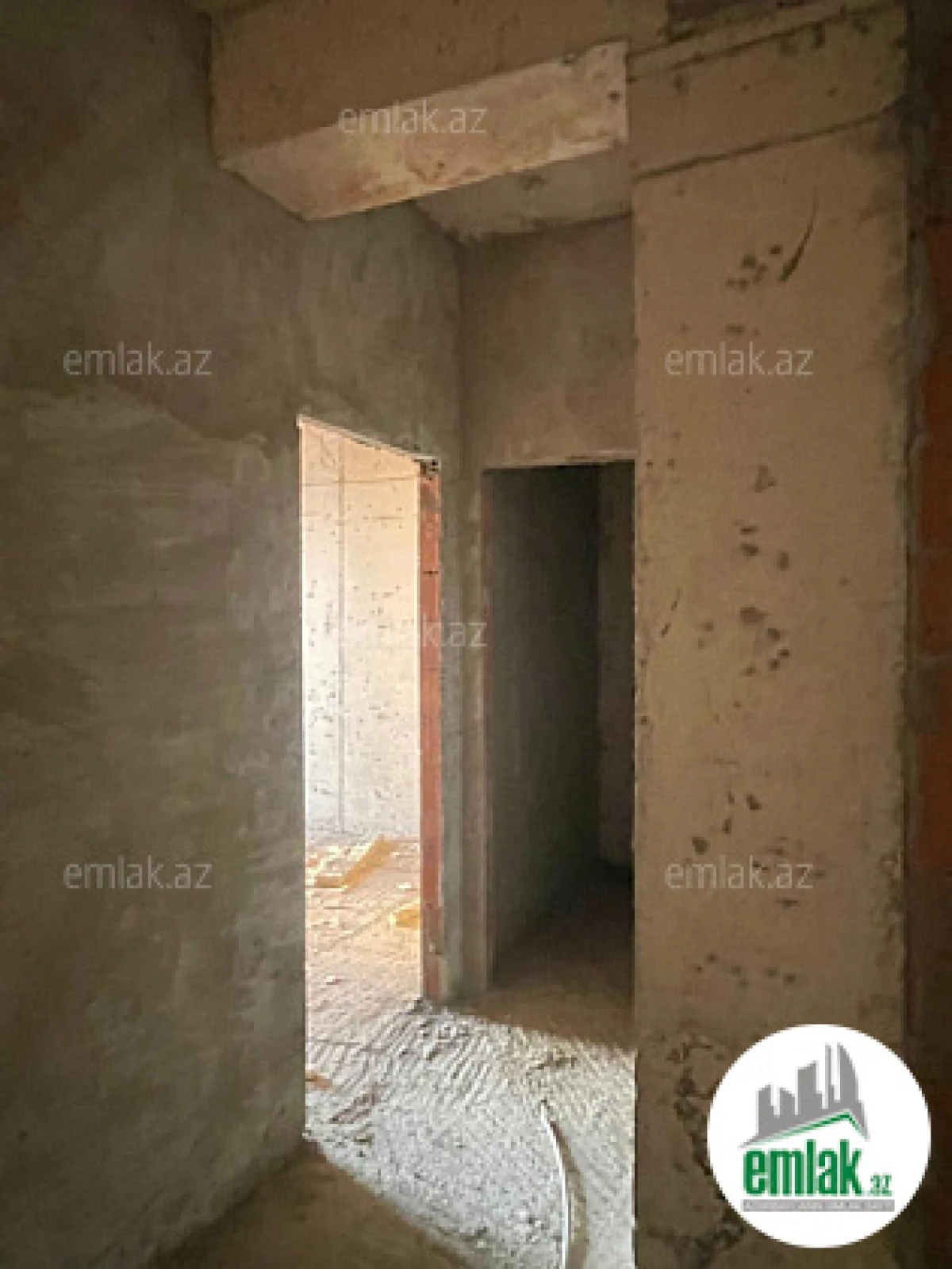 Satılır 2 otaqlı yeni tikili 82 m²