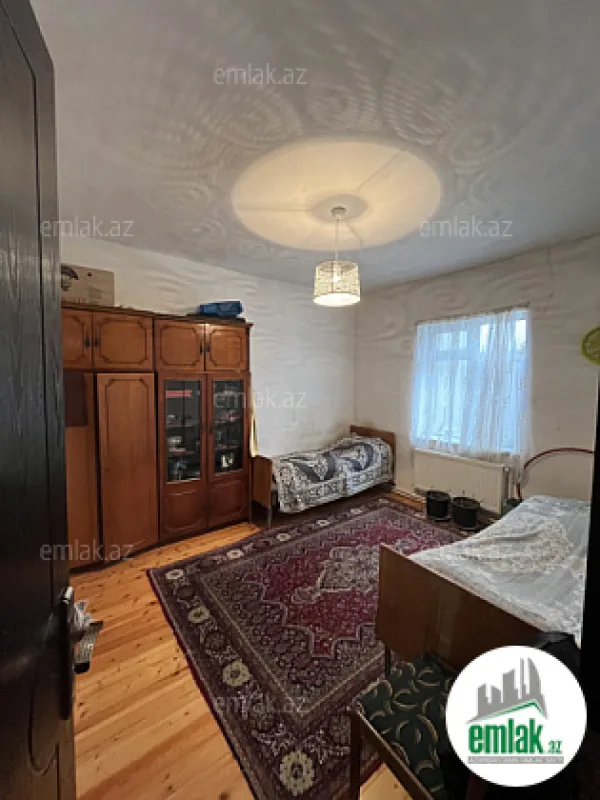 Satılır 5 otaqlı həyət evi 120 m²