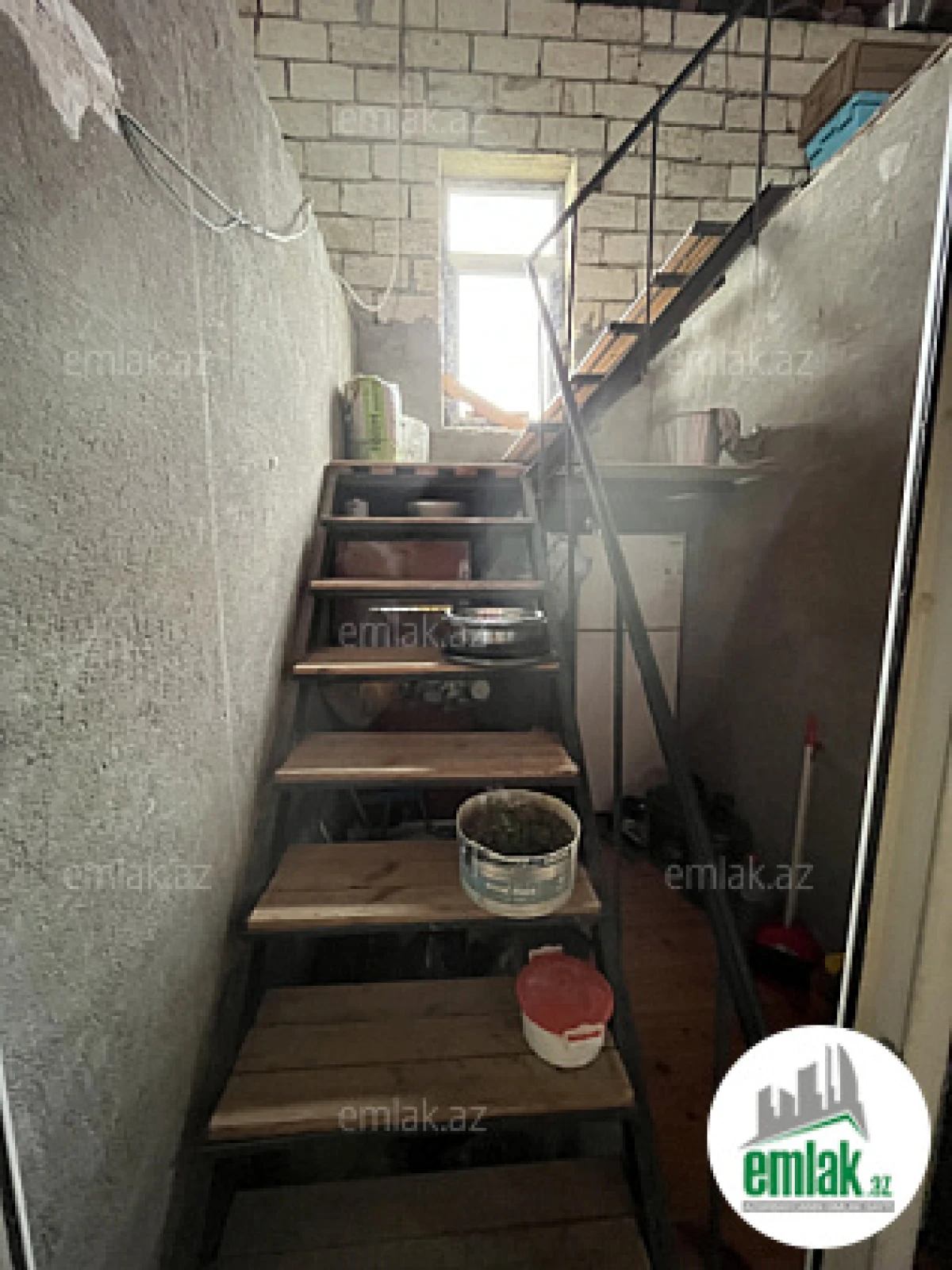 Satılır 5 otaqlı həyət evi 120 m²