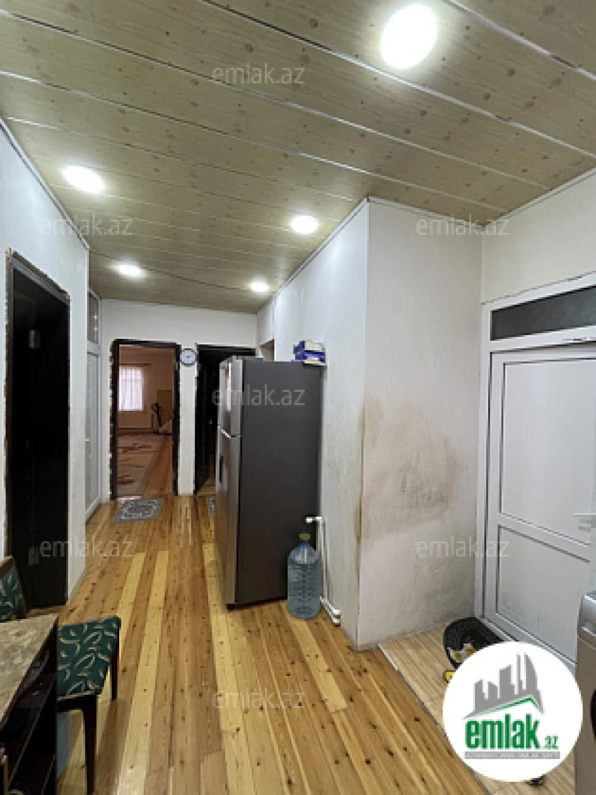 Satılır 5 otaqlı həyət evi 120 m²
