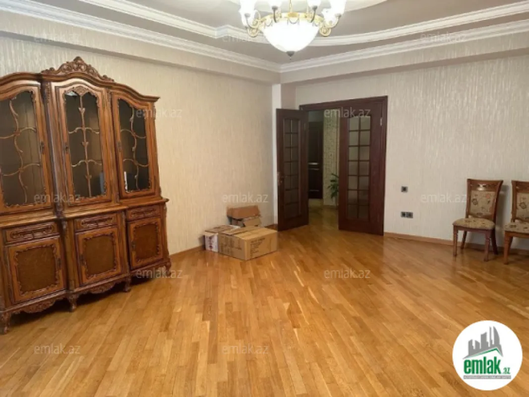 Satılır 2 otaqlı yeni tikili 106 m²