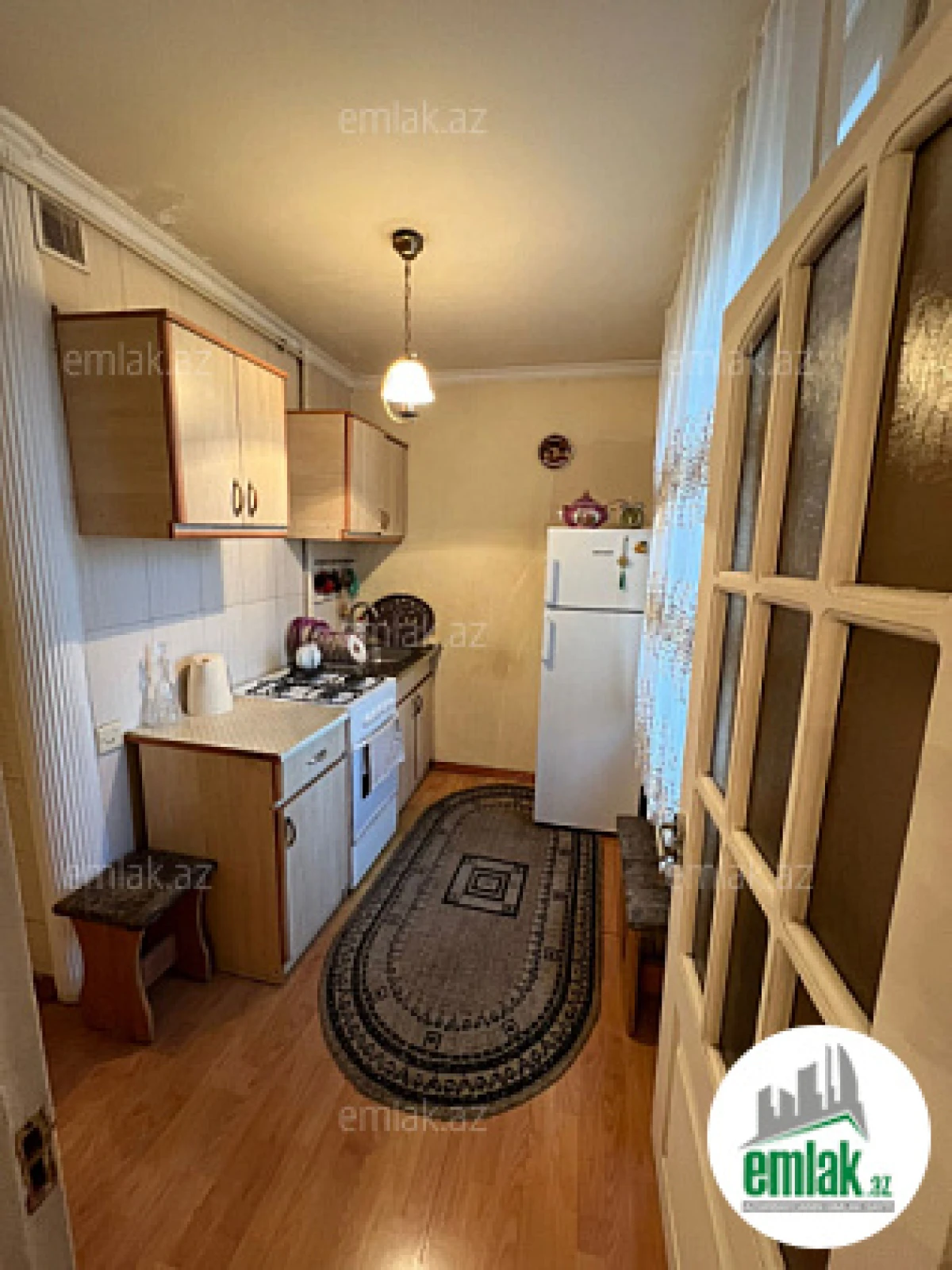 Satılır 2 otaqlı köhnə tikili 42 m²