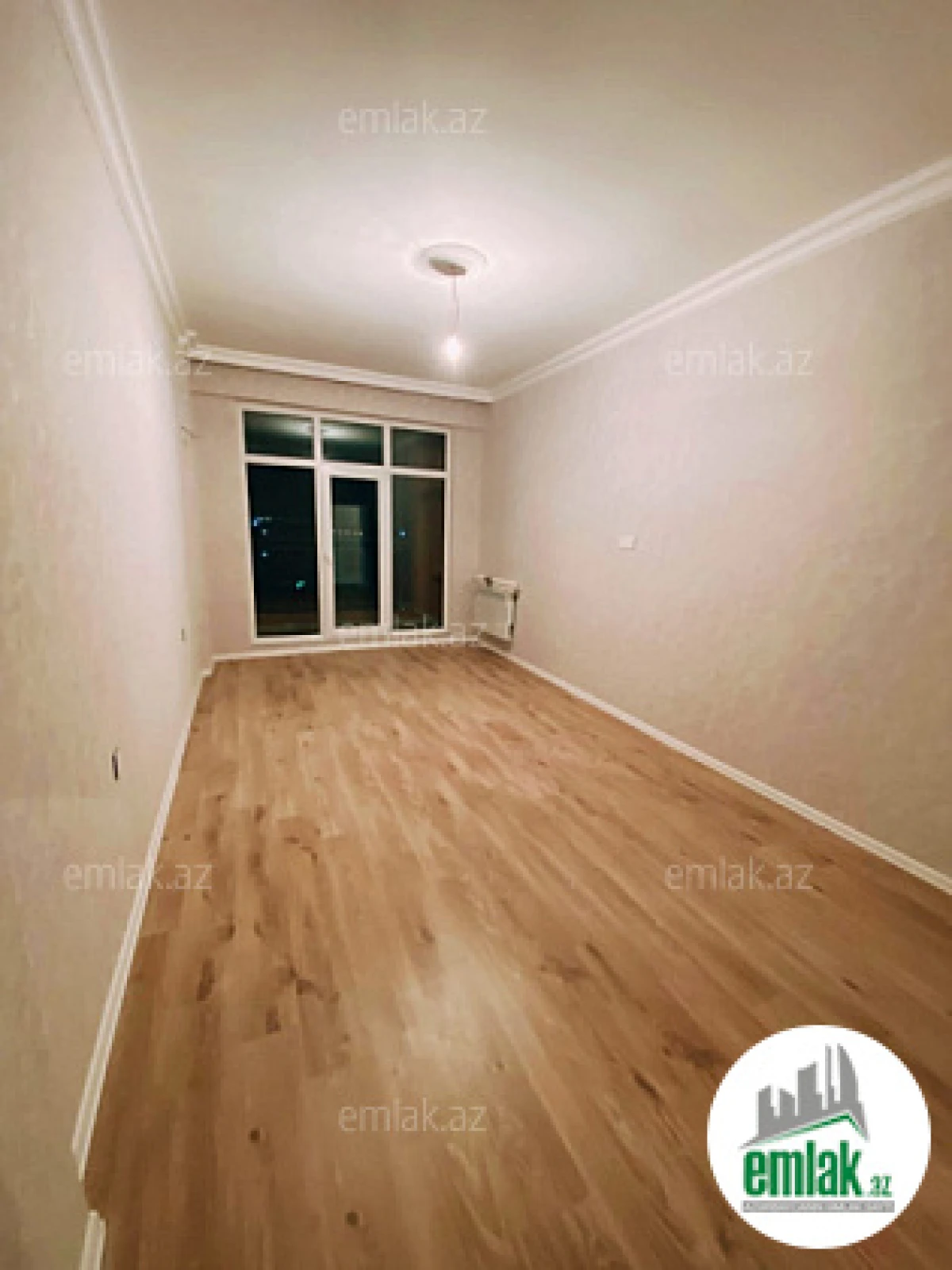 Satılır 2 otaqlı yeni tikili 74 m²