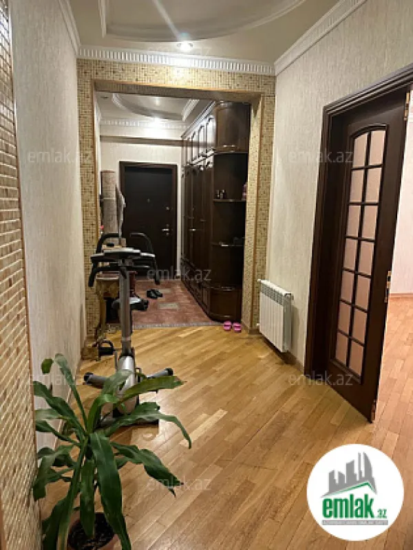 Satılır 2 otaqlı yeni tikili 106 m²