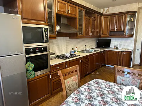 Satılır 2 otaqlı yeni tikili 106 m²