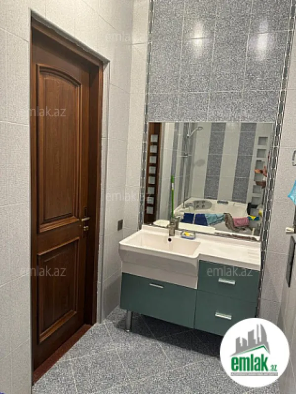 Satılır 2 otaqlı yeni tikili 106 m²