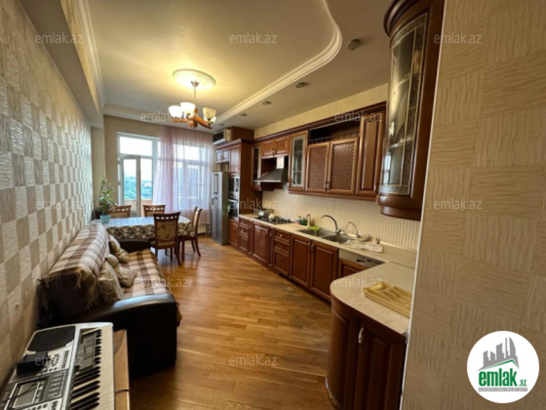 Satılır 2 otaqlı yeni tikili 106 m²