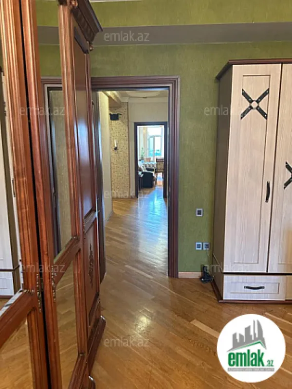 Satılır 2 otaqlı yeni tikili 106 m²