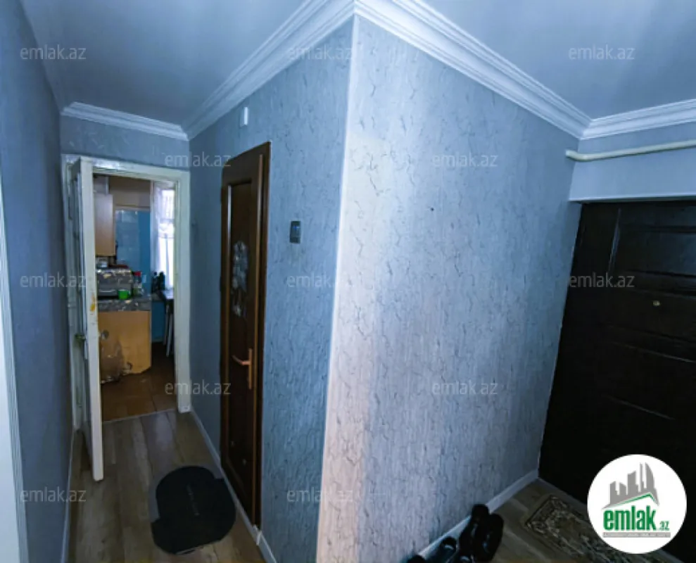 Satılır 3 otaqlı köhnə tikili 70 m²