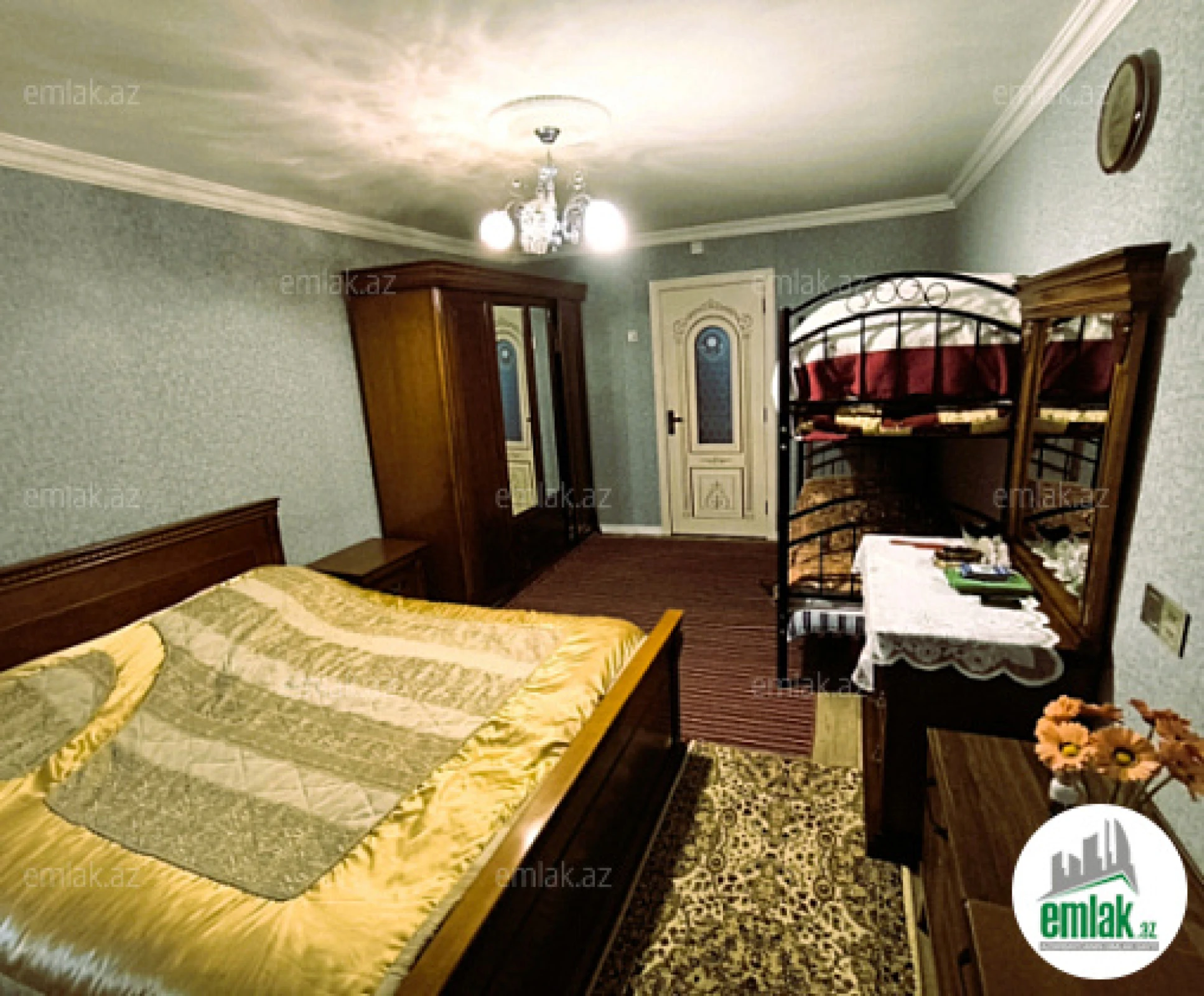 Satılır 3 otaqlı köhnə tikili 70 m²