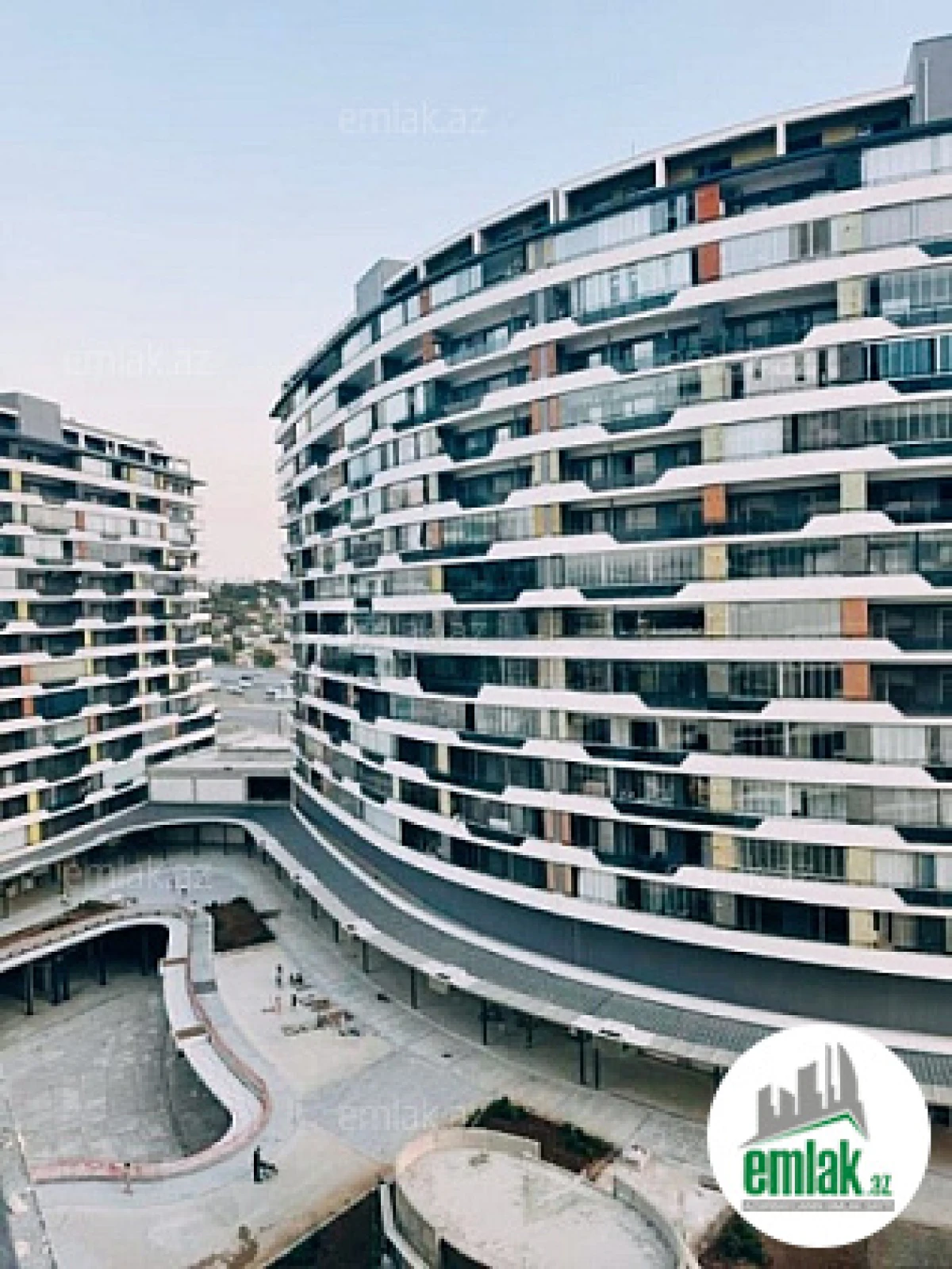Satılır 4 otaqlı yeni tikili 166 m²