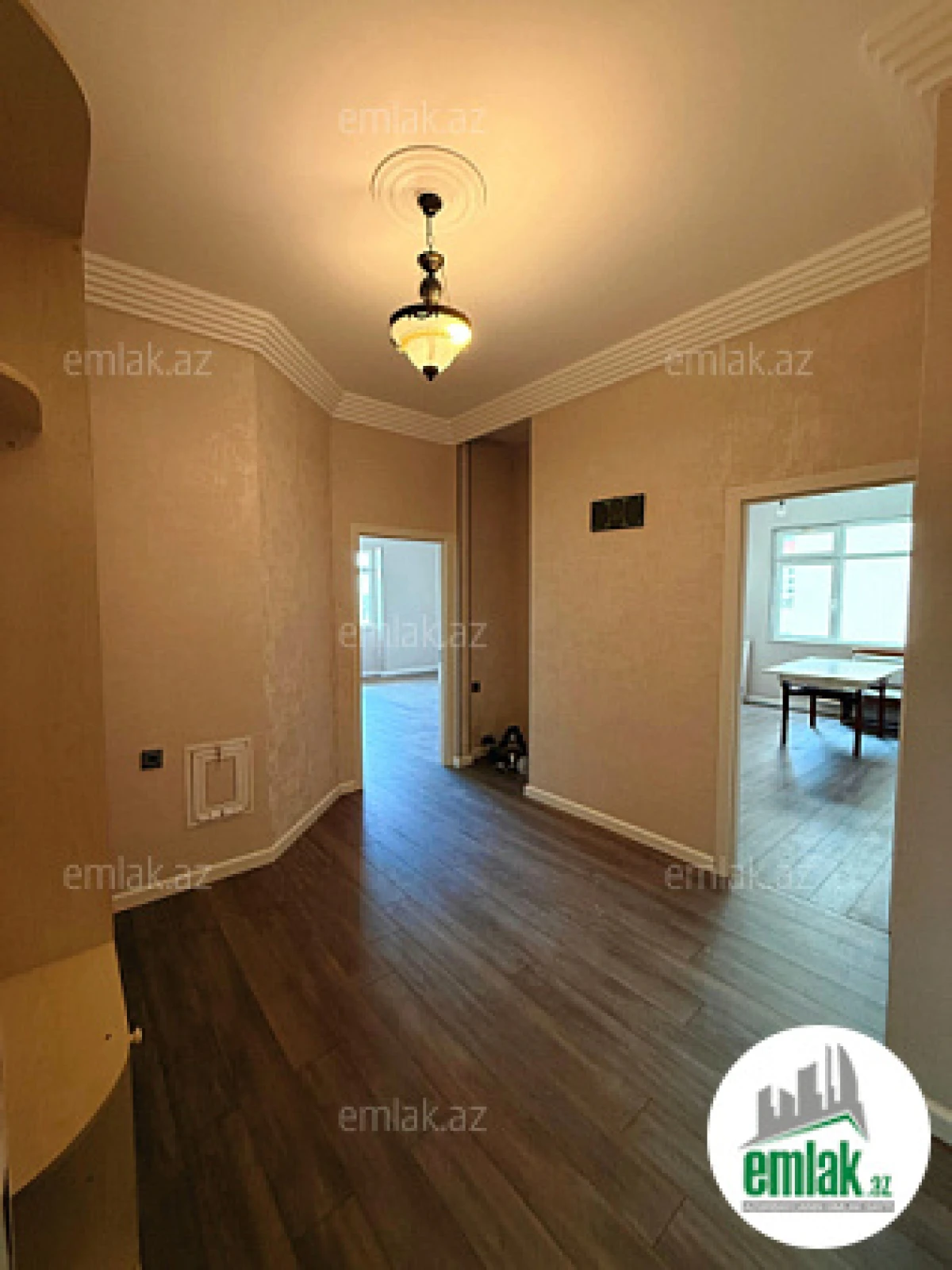 Satılır 3 otaqlı yeni tikili 120 m²