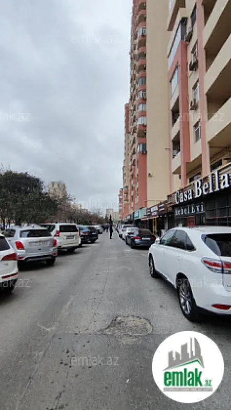 Satılır 3 otaqlı yeni tikili 120 m²