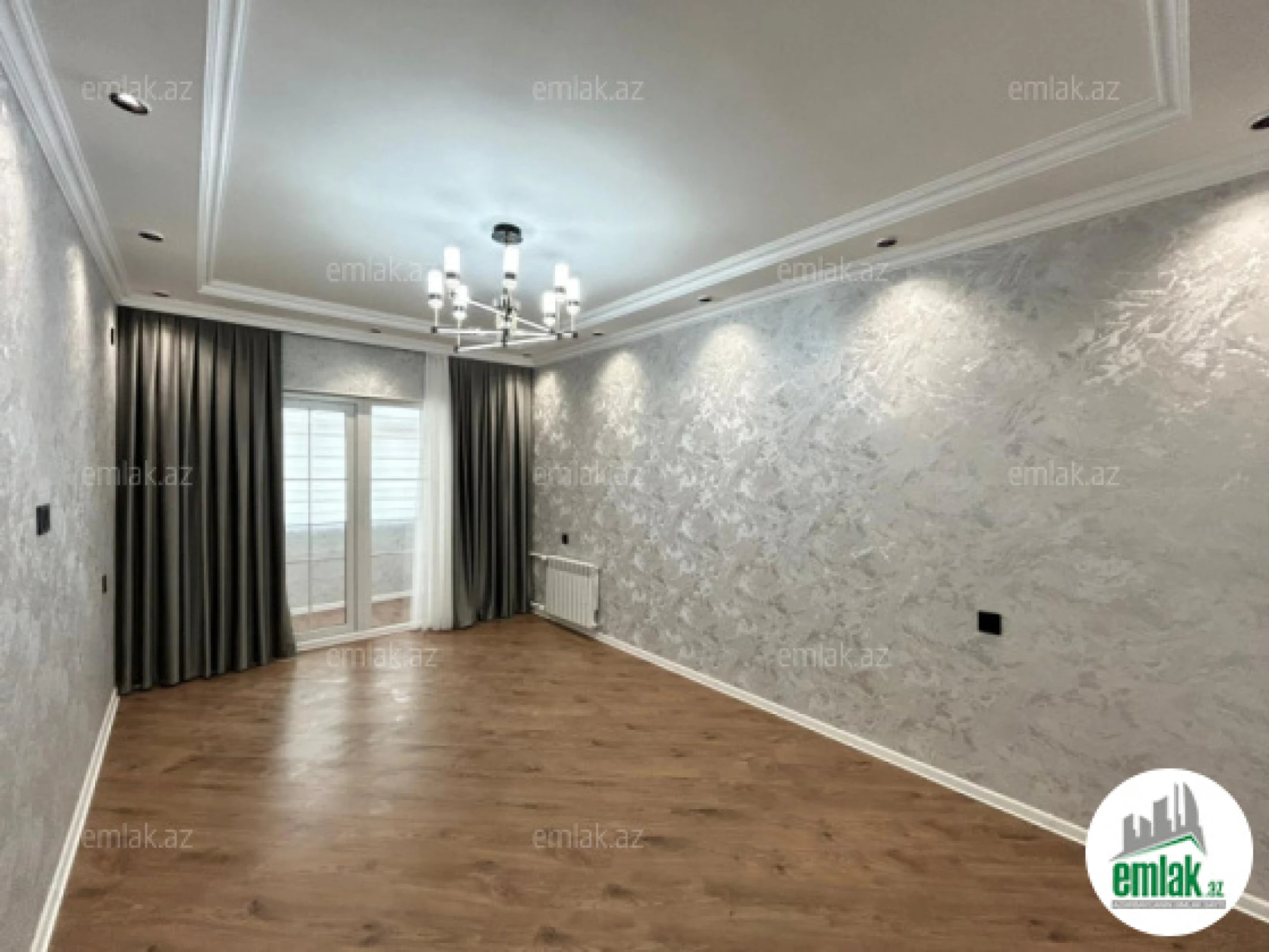 Satılır 3 otaqlı köhnə tikili 75 m²
