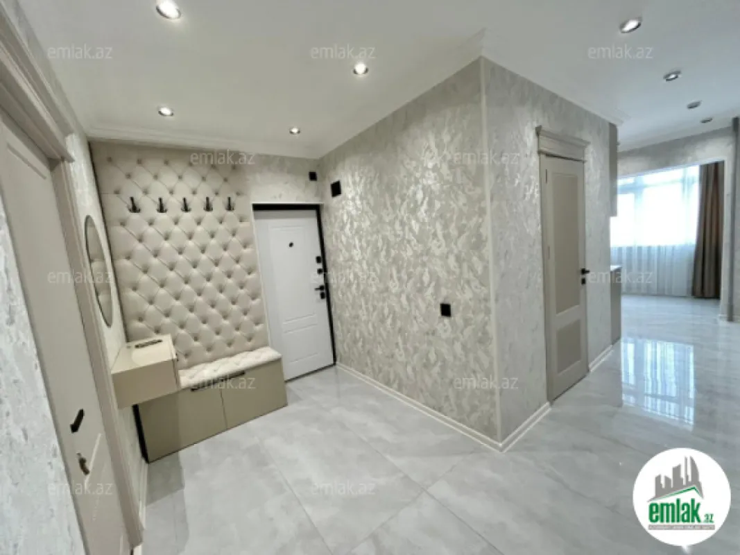 Satılır 3 otaqlı köhnə tikili 75 m²