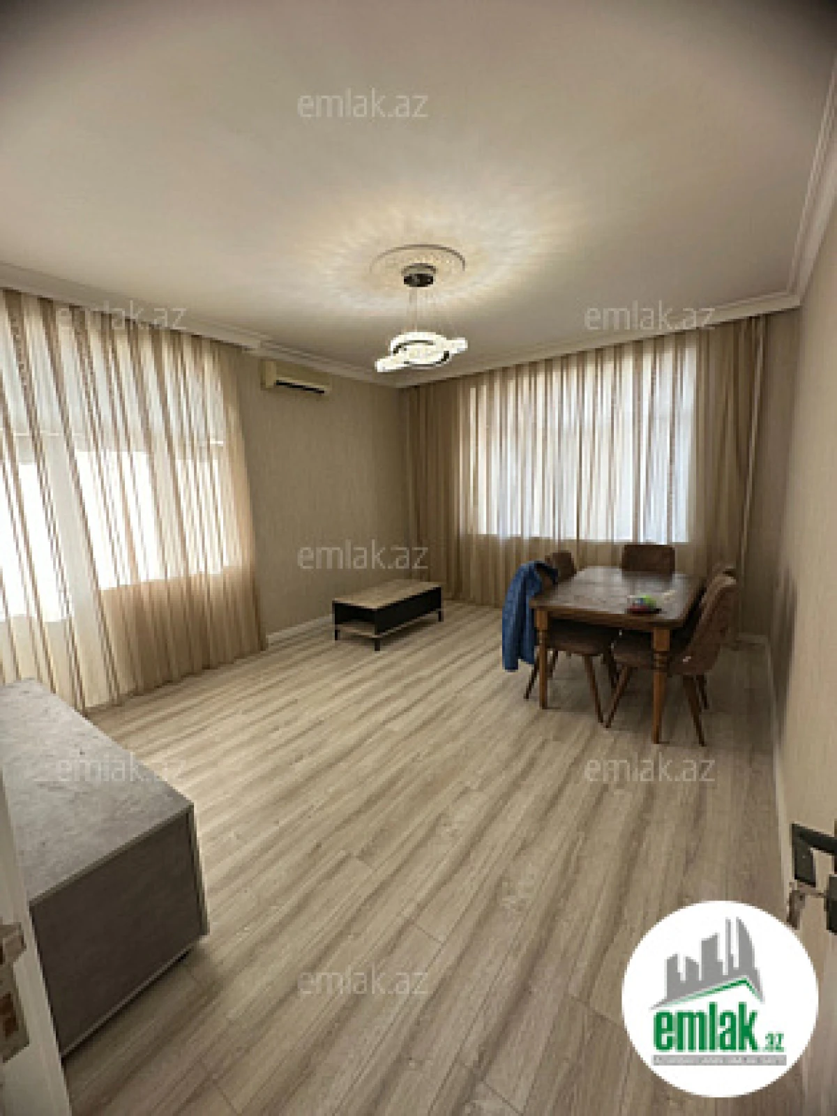 Satılır 2 otaqlı yeni tikili 82 m²