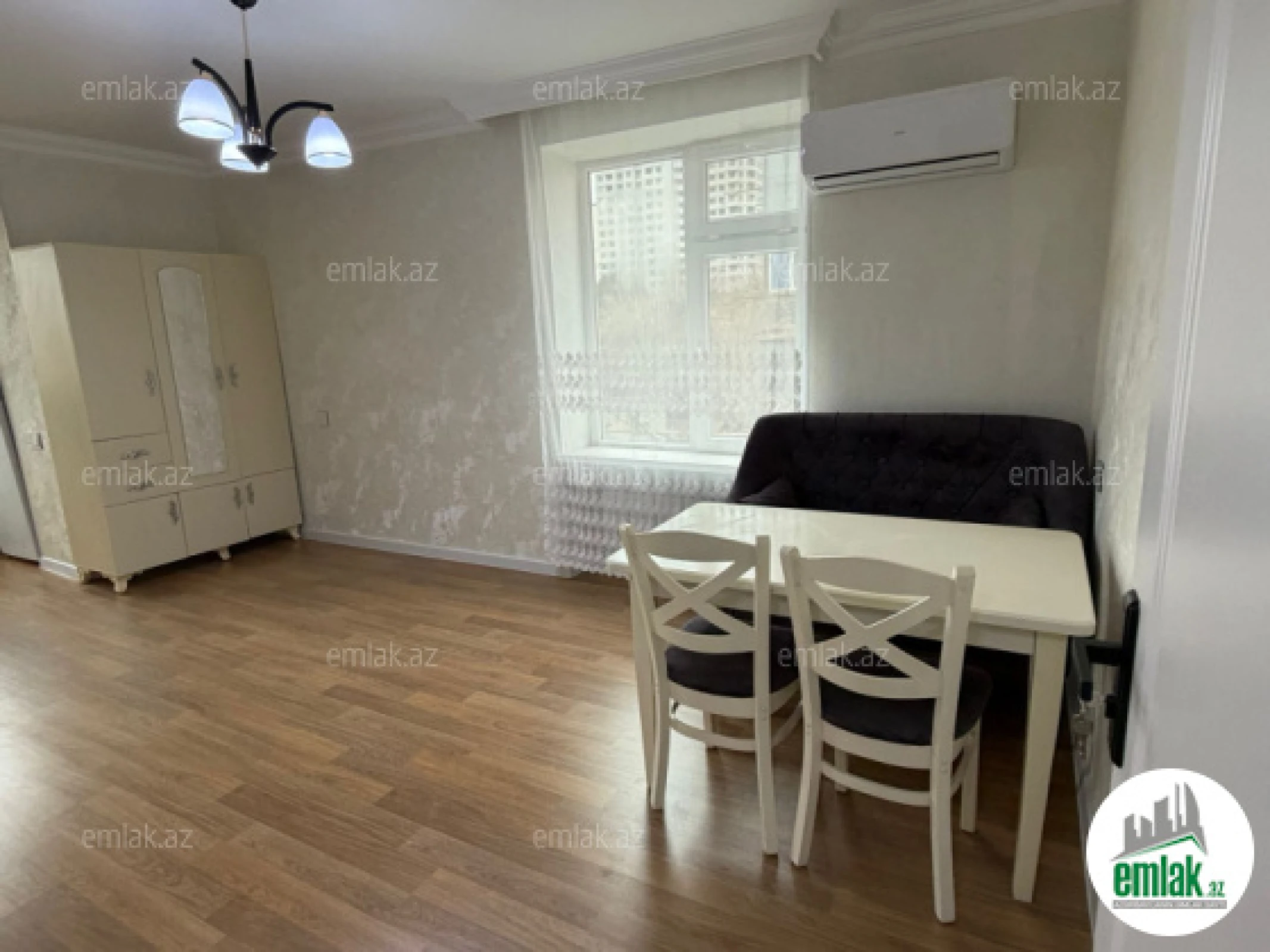 Satılır 2 otaqlı köhnə tikili 36 m²