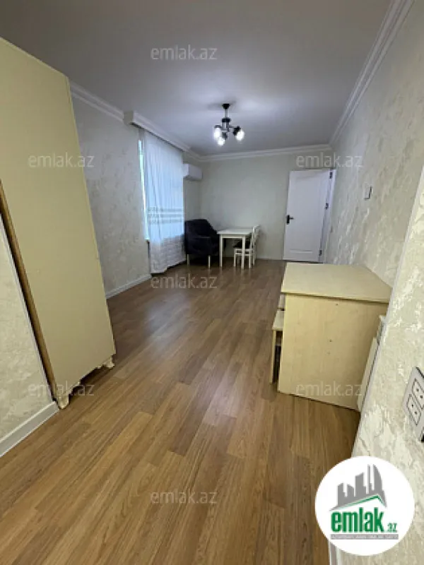 Satılır 2 otaqlı köhnə tikili 36 m²