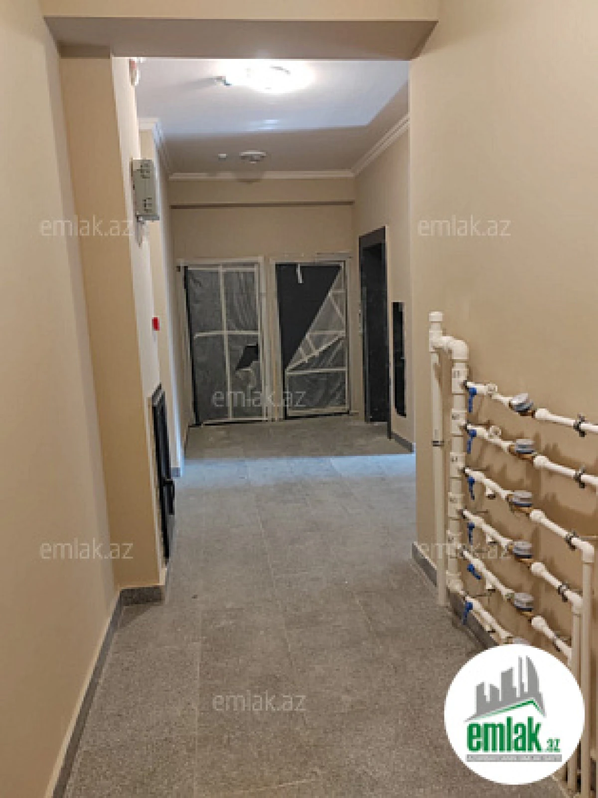 Satılır 4 otaqlı yeni tikili 145.5 m²