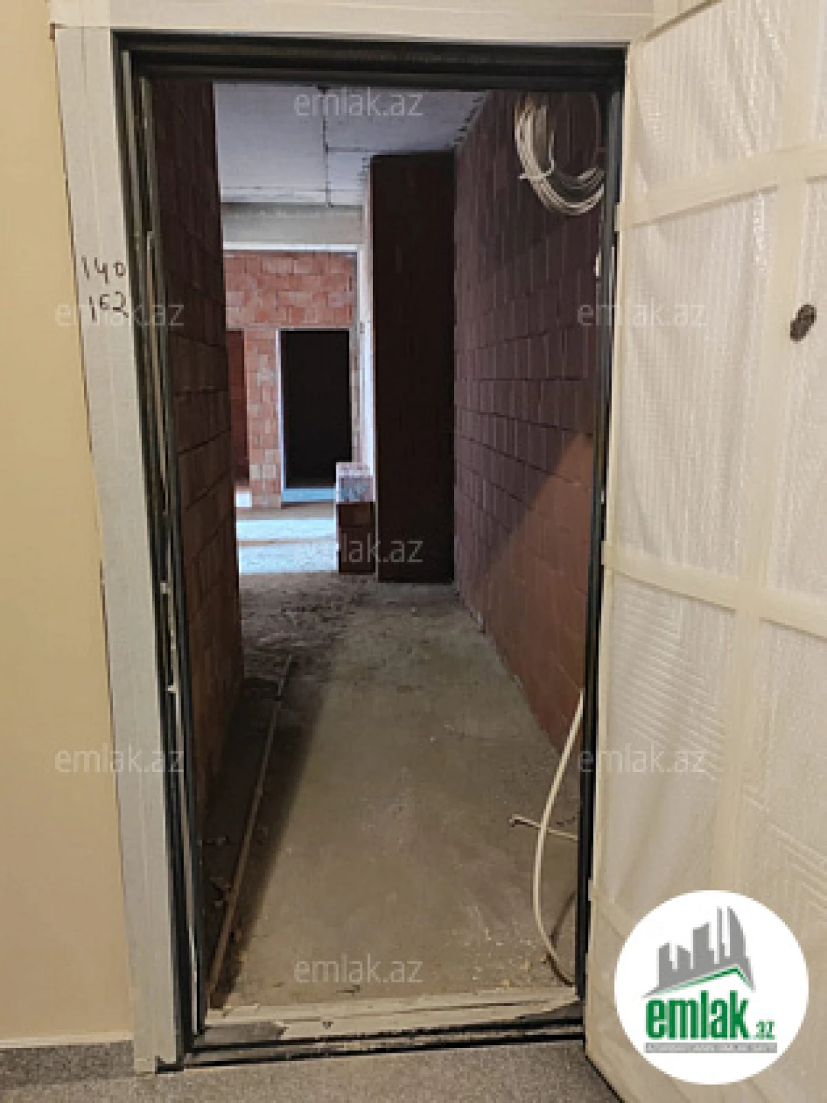 Satılır 4 otaqlı yeni tikili 145.5 m²