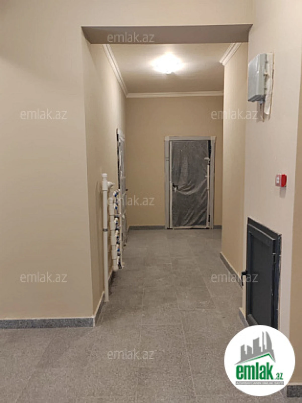 Satılır 4 otaqlı yeni tikili 145.5 m²