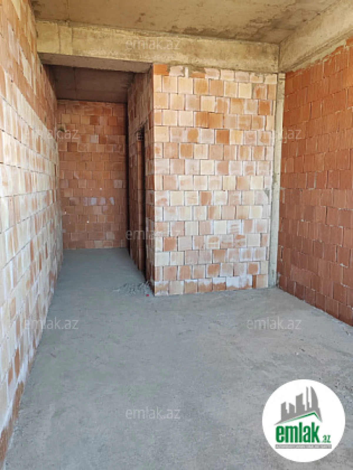 Satılır 4 otaqlı yeni tikili 145.5 m²