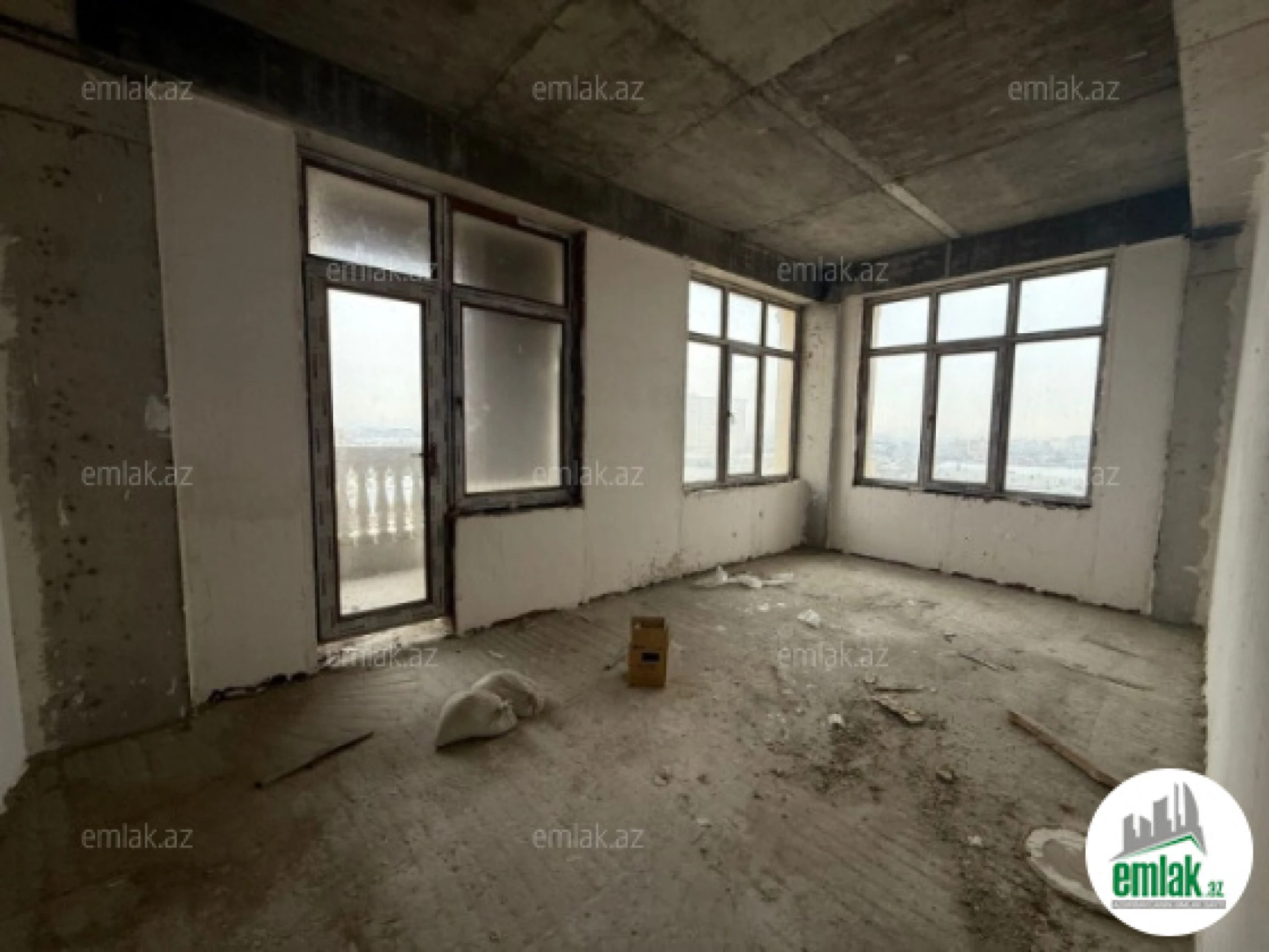 Satılır 2 otaqlı yeni tikili 80 m²