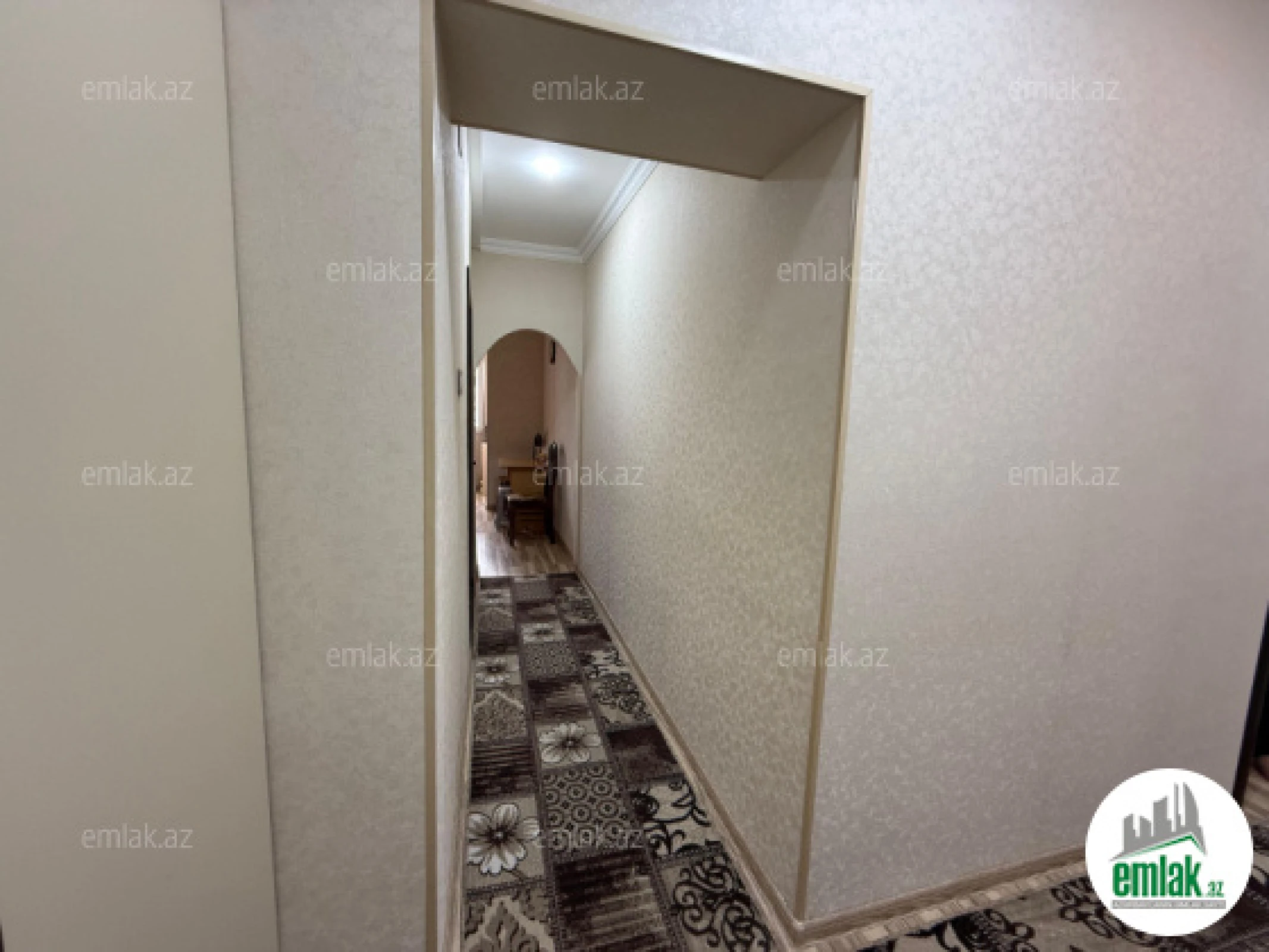 Satılır 3 otaqlı köhnə tikili 95 m²