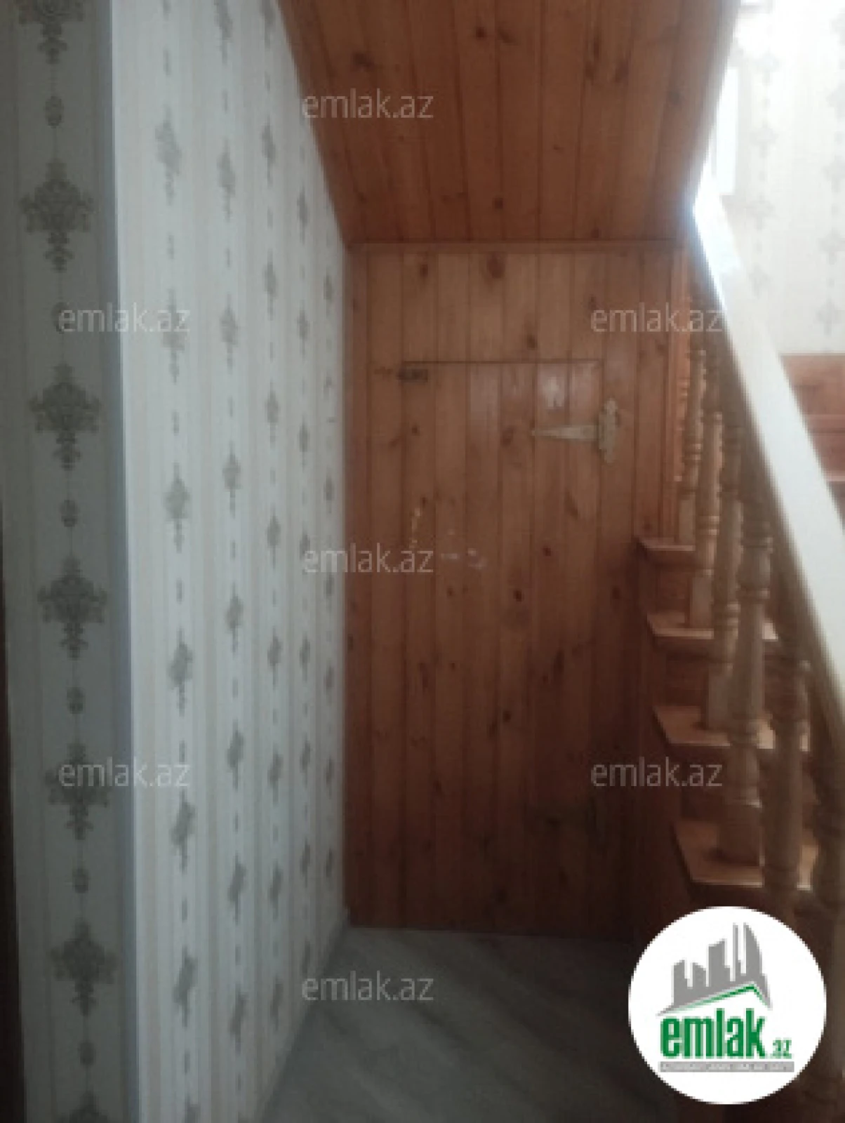 Satılır 5 otaqlı həyət evi 220 m²