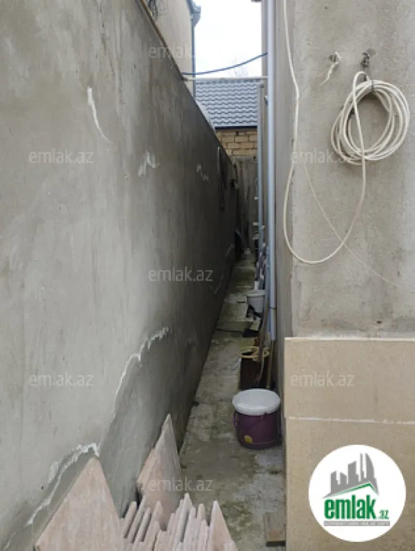 Satılır 5 otaqlı həyət evi 220 m²