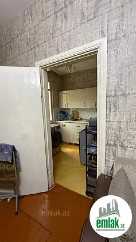 Satılır 2 otaqlı köhnə tikili 45 m²