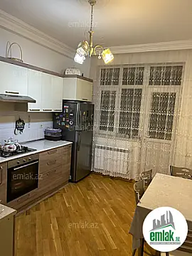 Satılır 3 otaqlı yeni tikili 90 m²