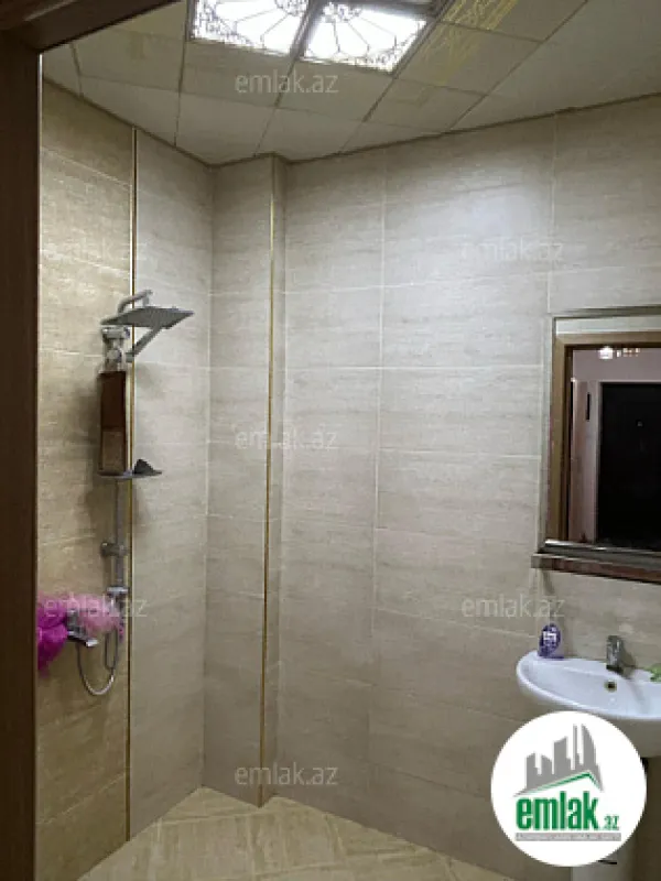 Satılır 3 otaqlı yeni tikili 90 m²