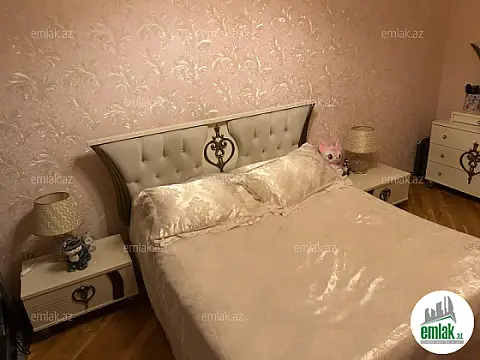 Satılır 3 otaqlı yeni tikili 90 m²