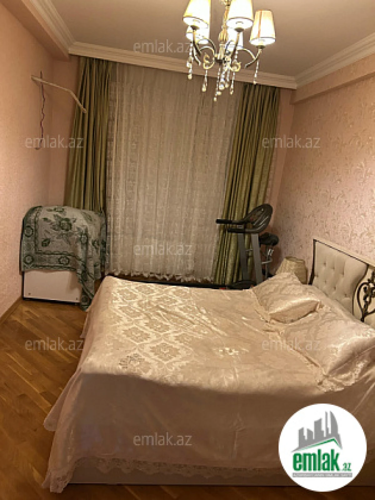 Satılır 3 otaqlı yeni tikili 90 m²