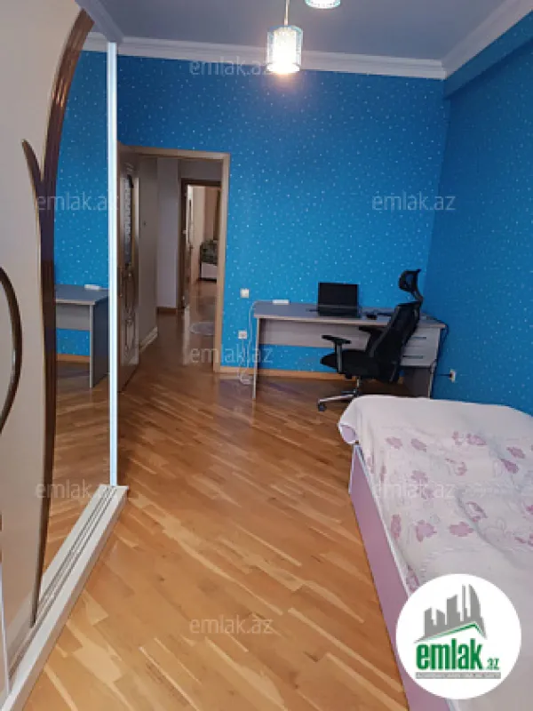 Satılır 3 otaqlı yeni tikili 90 m²