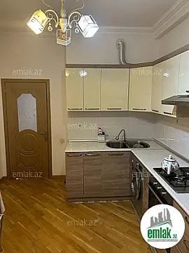 Satılır 3 otaqlı yeni tikili 90 m²