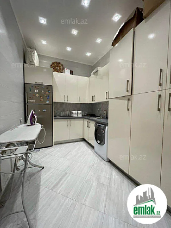 Satılır 5 otaqlı yeni tikili 320 m²