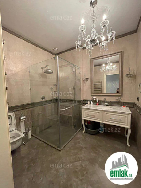 Satılır 5 otaqlı yeni tikili 320 m²