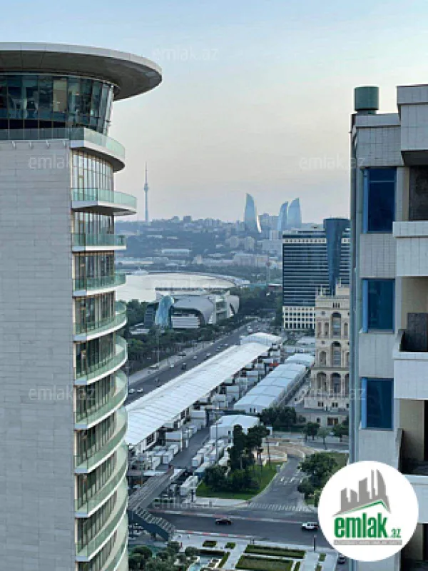 Satılır 5 otaqlı yeni tikili 320 m²