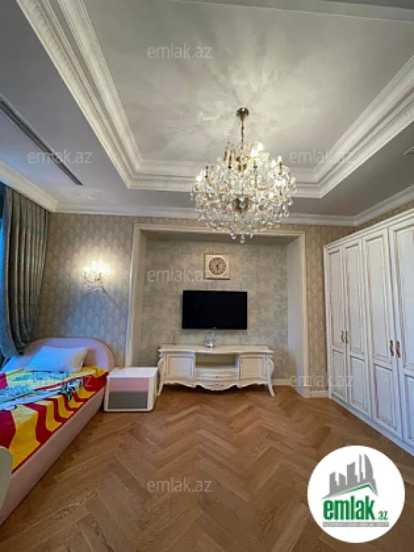 Satılır 5 otaqlı yeni tikili 320 m²