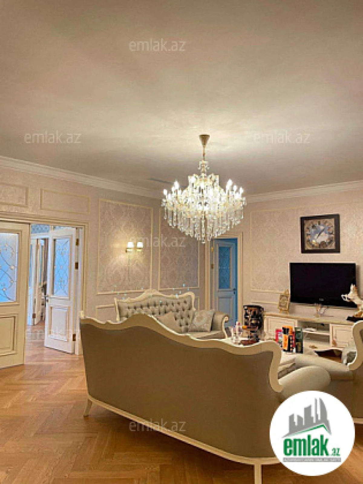 Satılır 5 otaqlı yeni tikili 320 m²