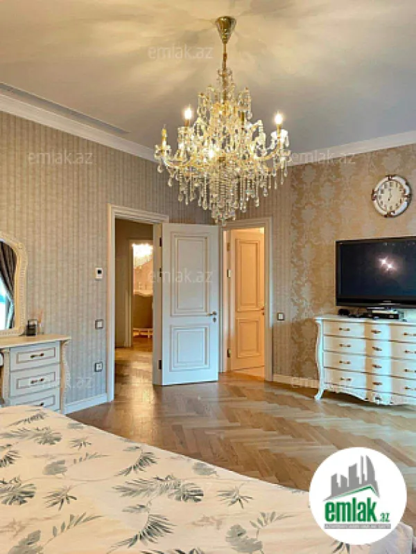 Satılır 5 otaqlı yeni tikili 320 m²